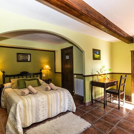 Отель El Querol Vell Borreda Экстерьер фото