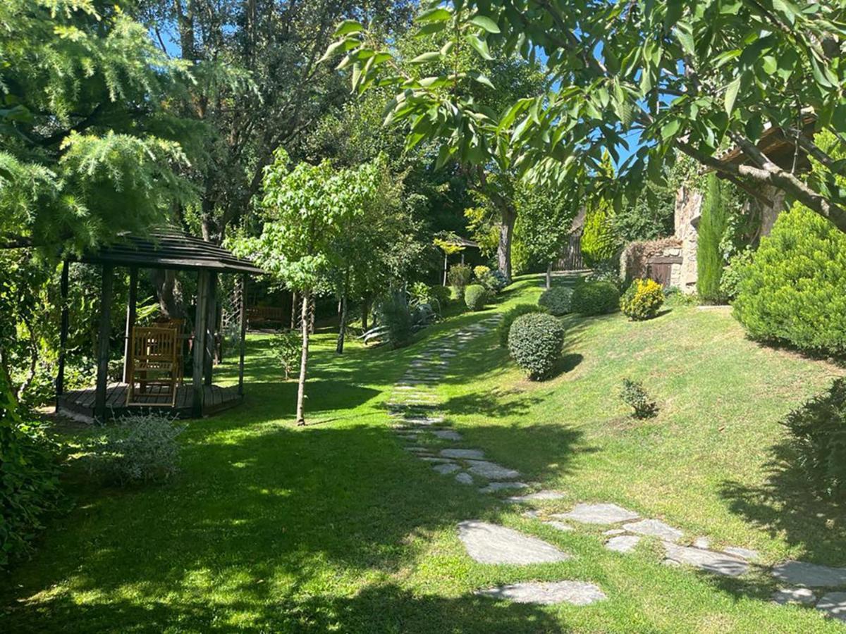 Отель El Querol Vell Borreda Экстерьер фото