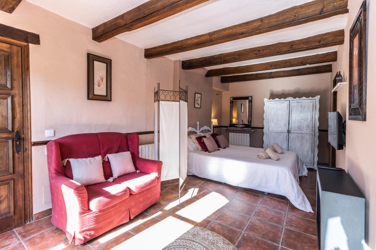 Отель El Querol Vell Borreda Экстерьер фото
